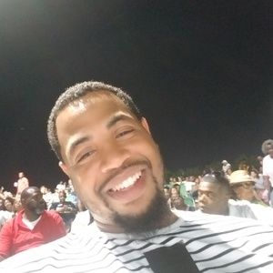 Meet your Posher, Deshaun